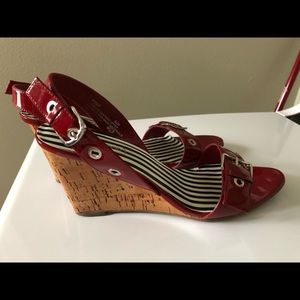 Fabulous red wedges